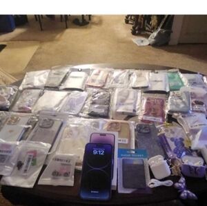 Unlocked iphone 14 pro max used one week. With 20+ cases and air pod pros